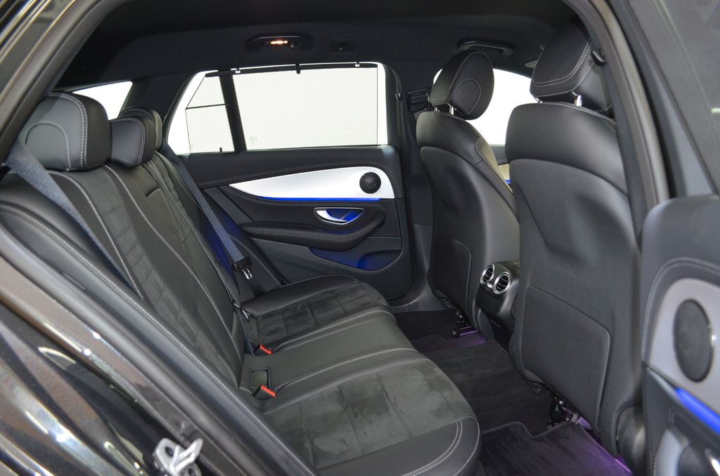 Mercedes-Benz E 300 2022