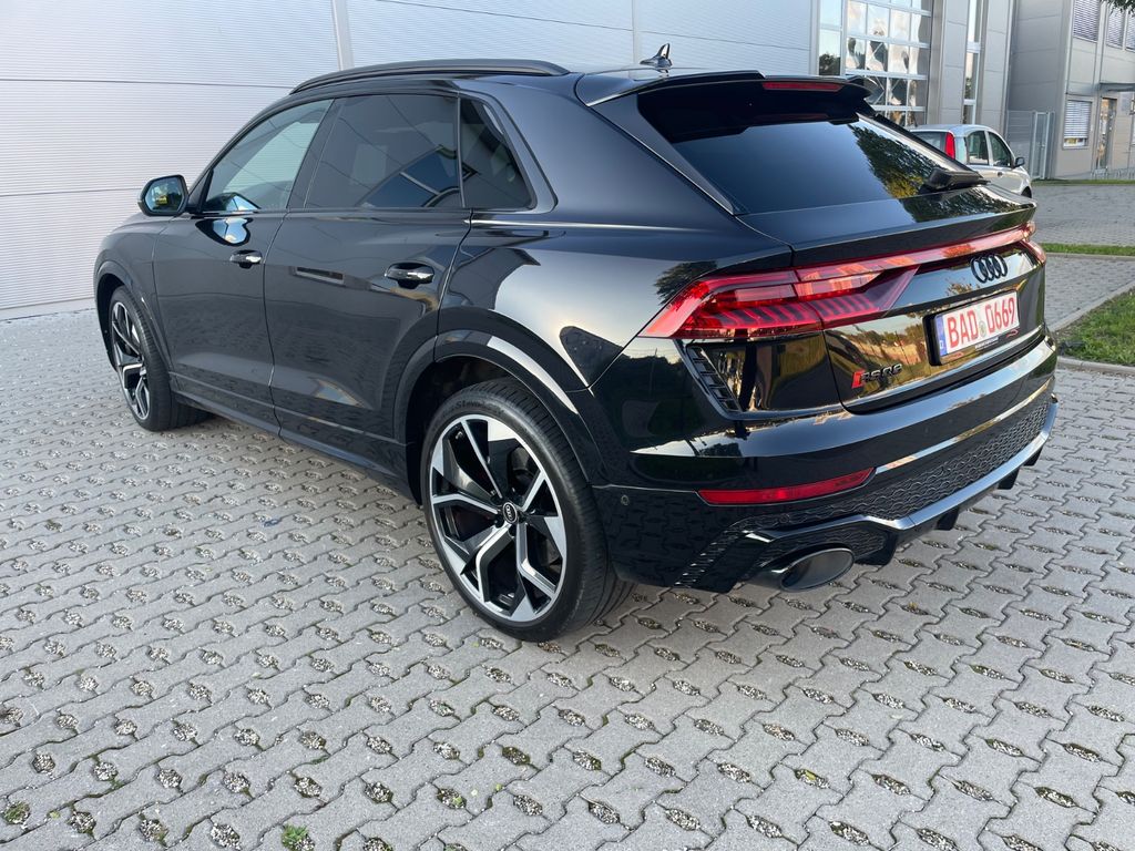 Audi RSQ8 2021