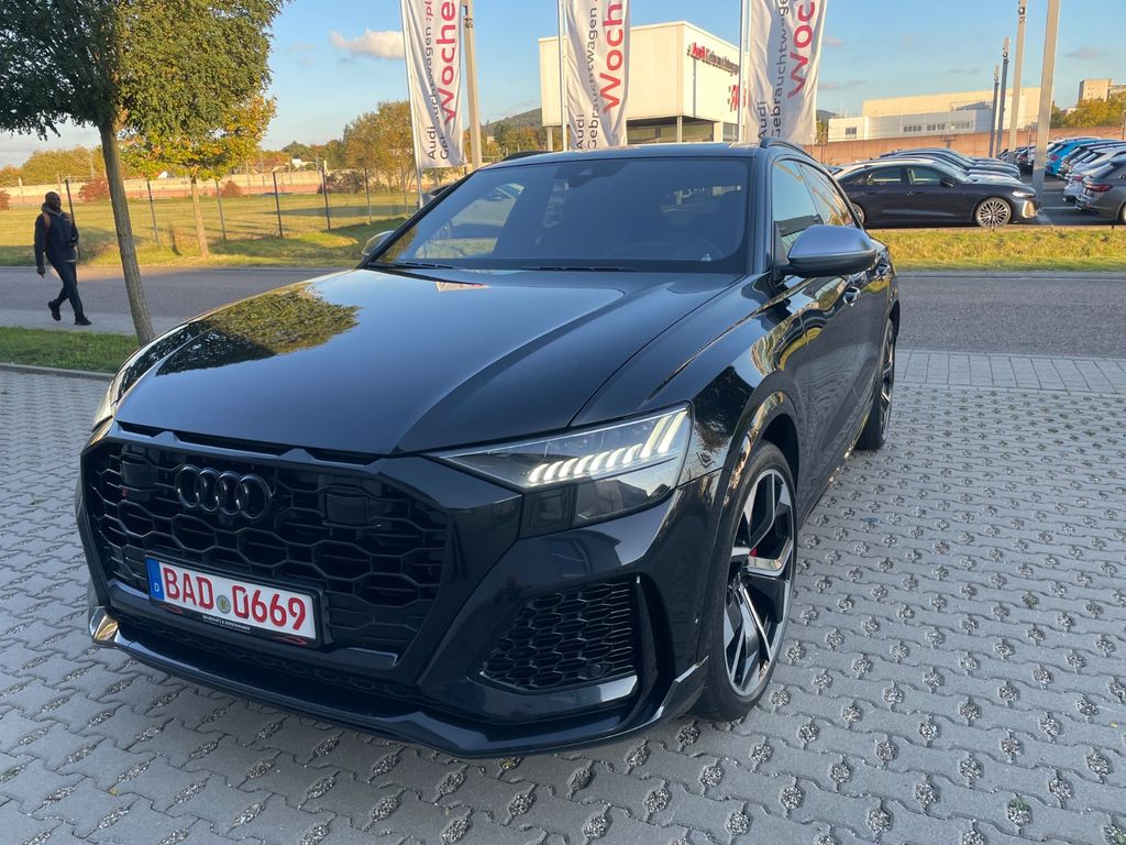 Audi RSQ8 2021