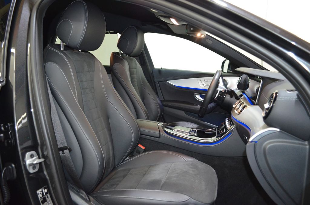 Mercedes-Benz E 300 2022