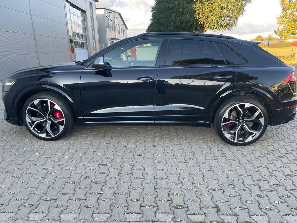 Audi RSQ8 2021