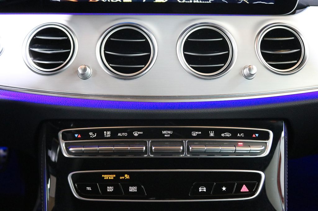 Mercedes-Benz E 300 2022