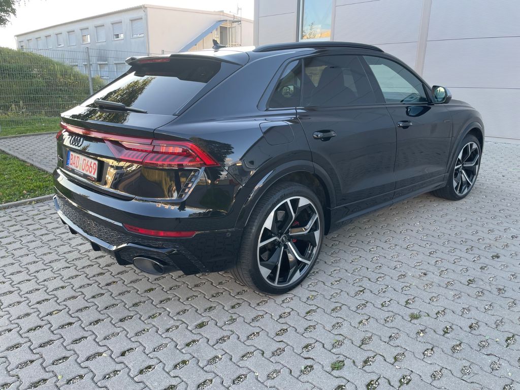Audi RSQ8 2021
