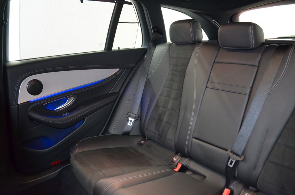 Mercedes-Benz E 300 2022