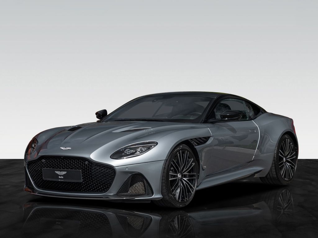 Aston Martin DBS 2021
