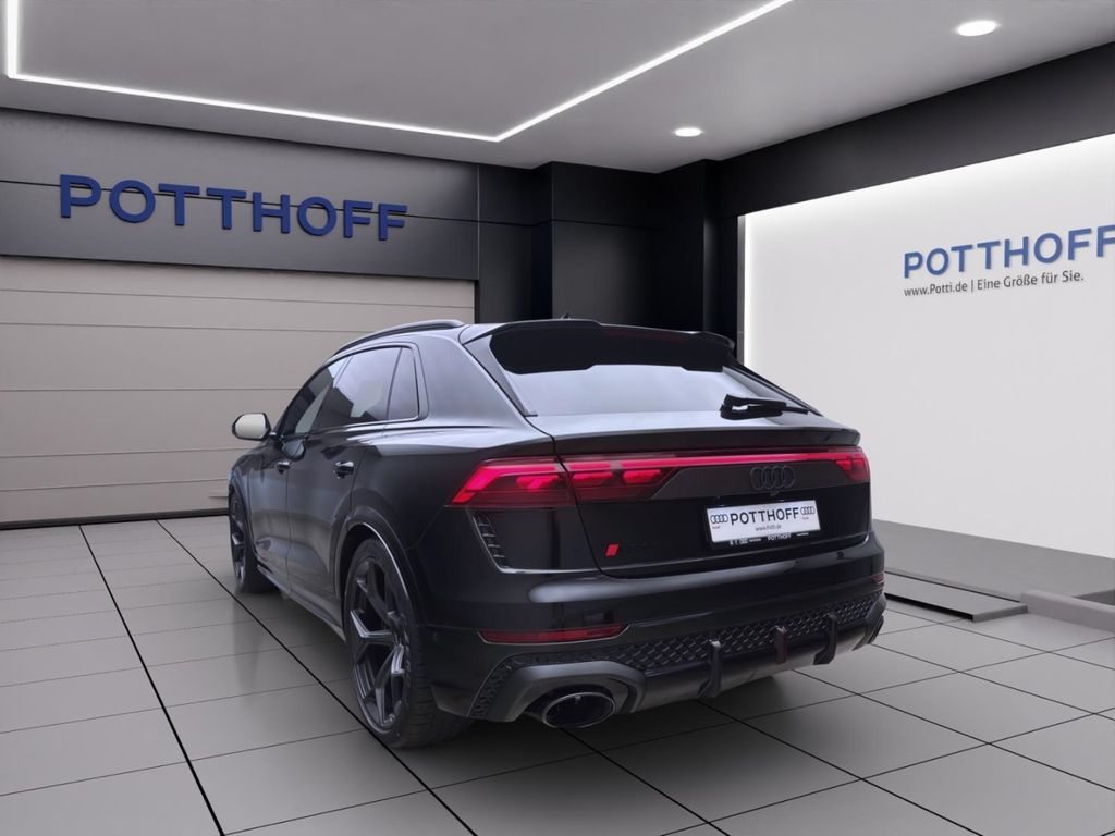 Audi RSQ8 2025