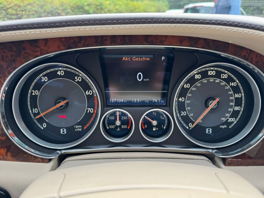 Bentley Flying Spur 2014