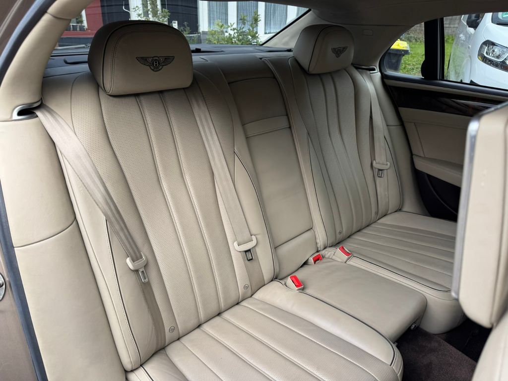 Bentley Flying Spur 2014