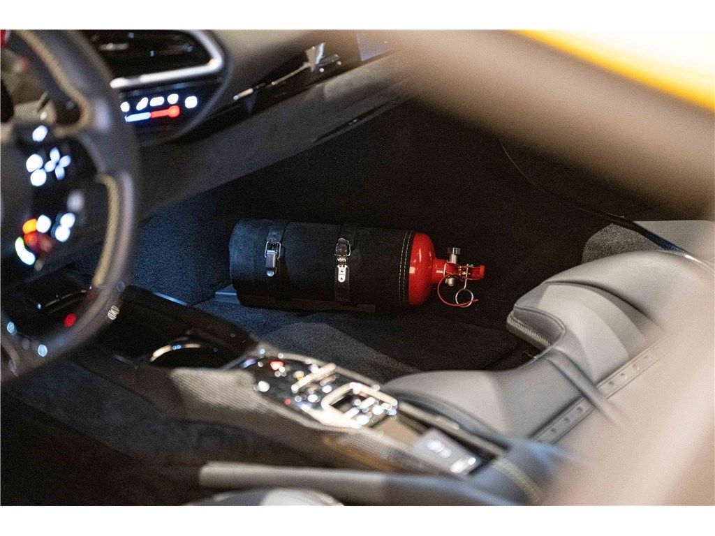 Ferrari 296 GTB 2023