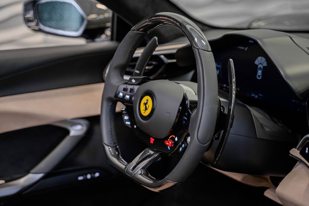 Ferrari 296 GTS 2025