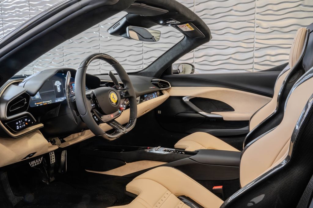 Ferrari 296 GTS 2025