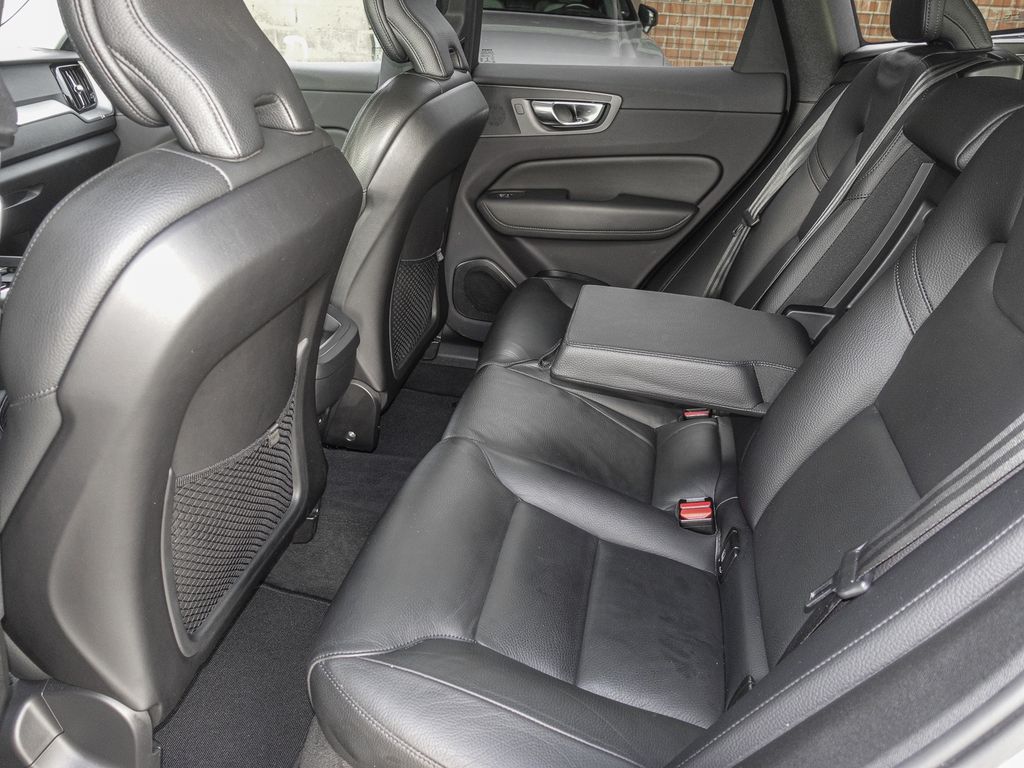 Volvo XC60 2023