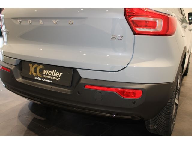 Volvo XC40 2025