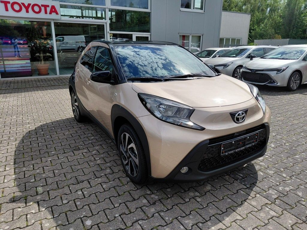 Toyota Aygo (X)