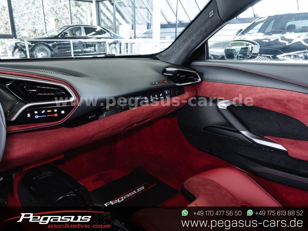 Ferrari 296 GTB 2023