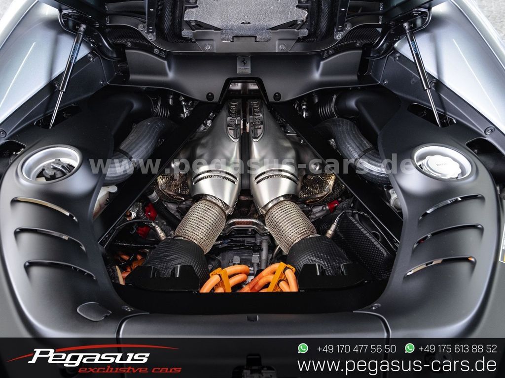 Ferrari 296 GTB 2023