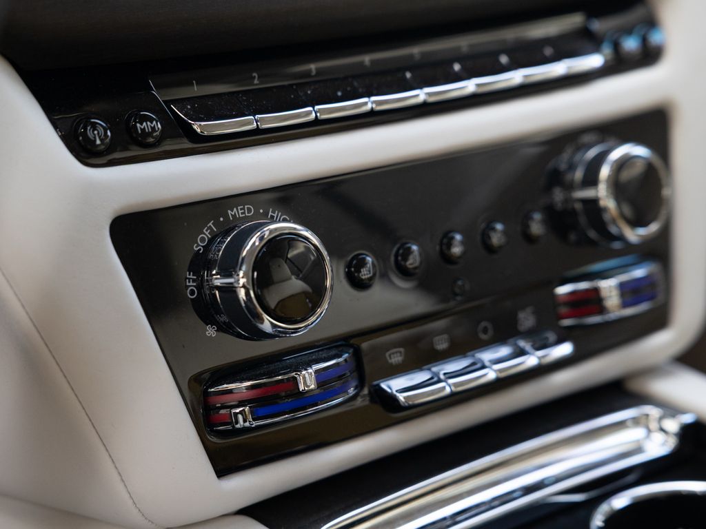 Rolls-Royce Spectre 2023