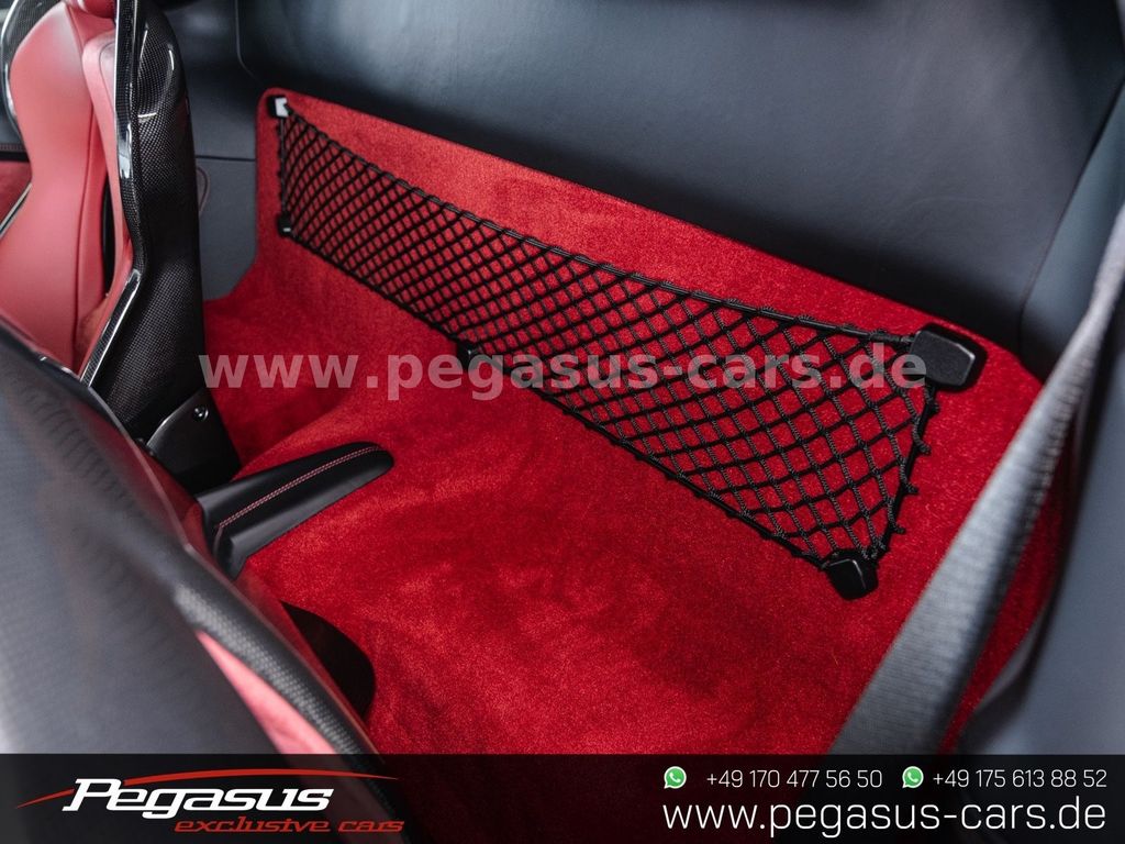 Ferrari 296 GTB 2023