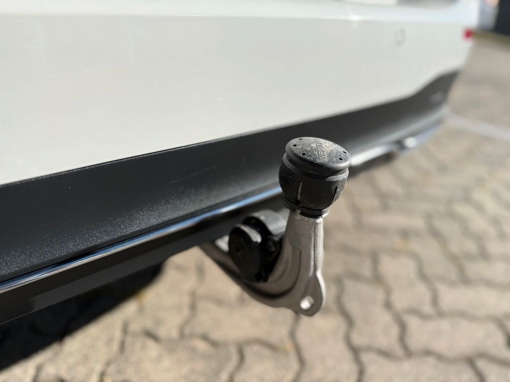 Mercedes-Benz B 200 2024