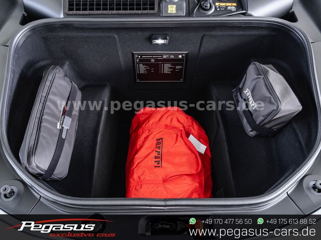 Ferrari 296 GTB 2023