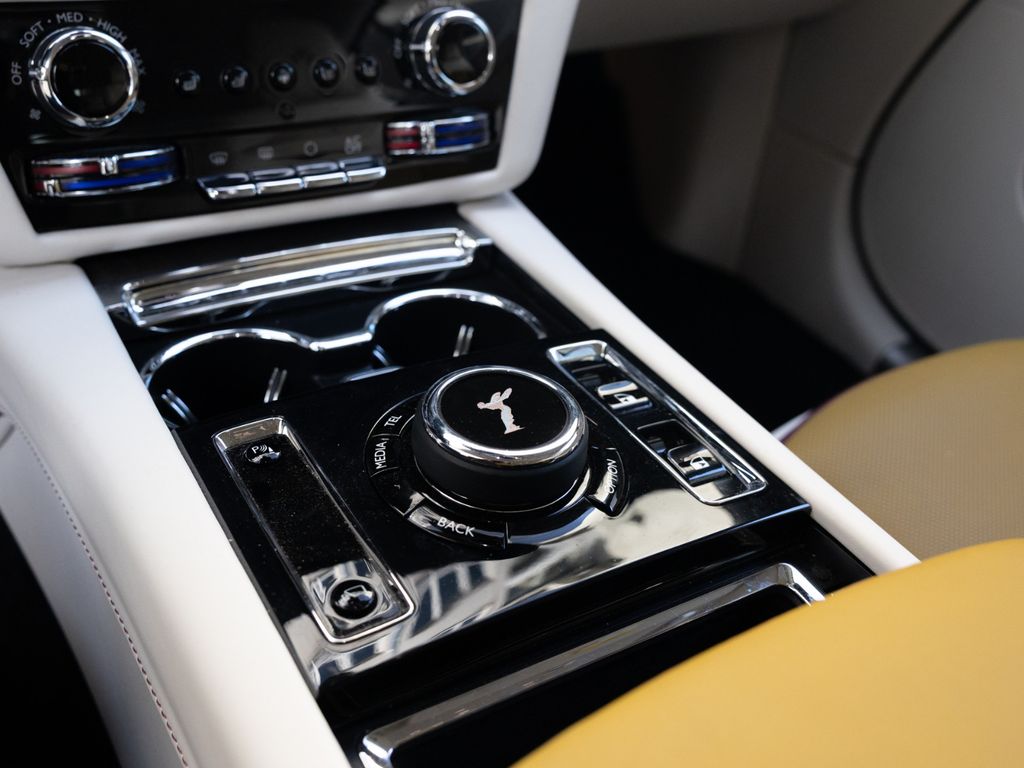 Rolls-Royce Spectre 2023