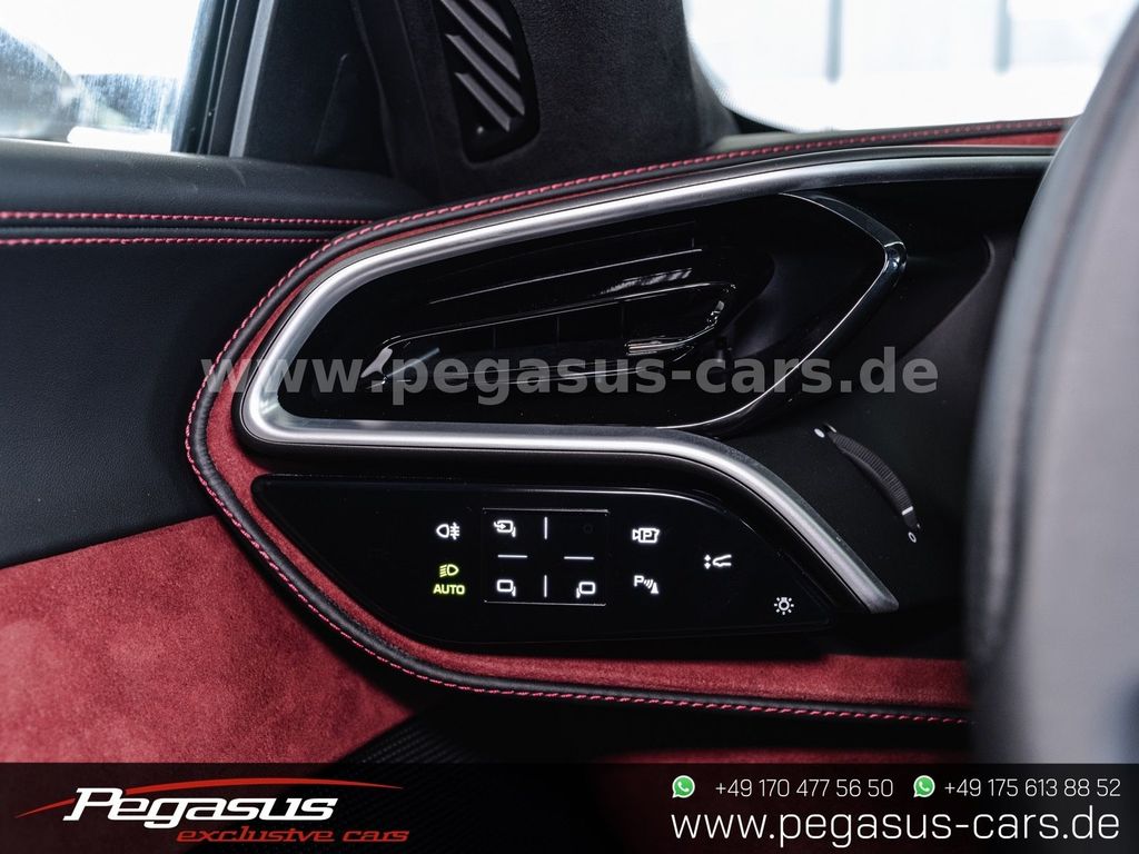 Ferrari 296 GTB 2023