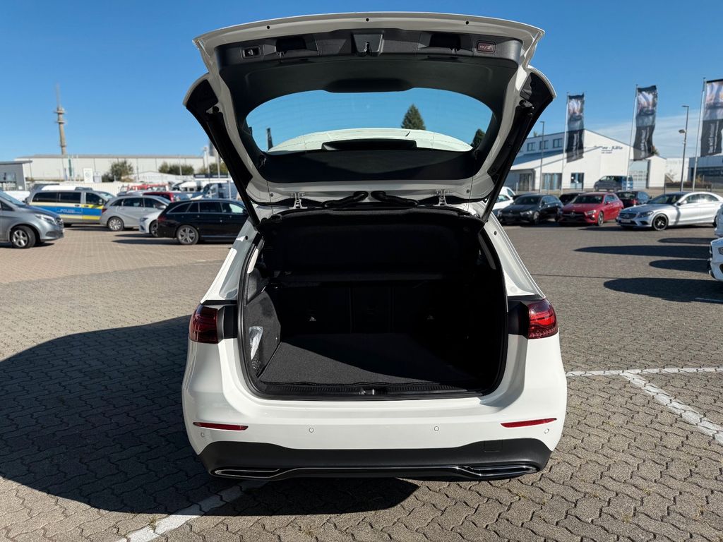 Mercedes-Benz B 200 2024