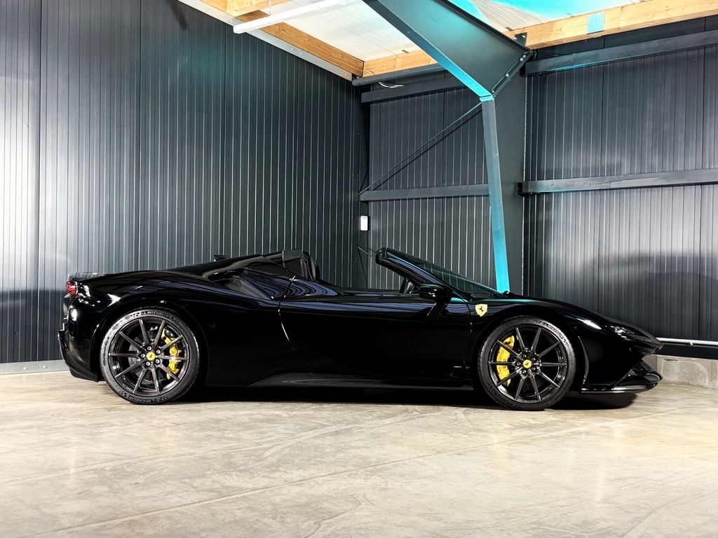 Ferrari SF90 2022