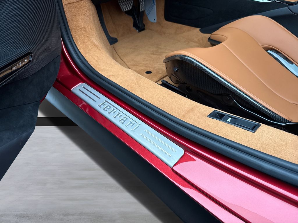 Ferrari SF90 2025