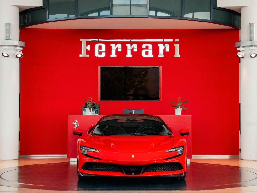 Ferrari SF90 2024