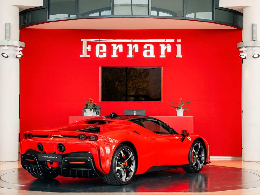 Ferrari SF90 2024