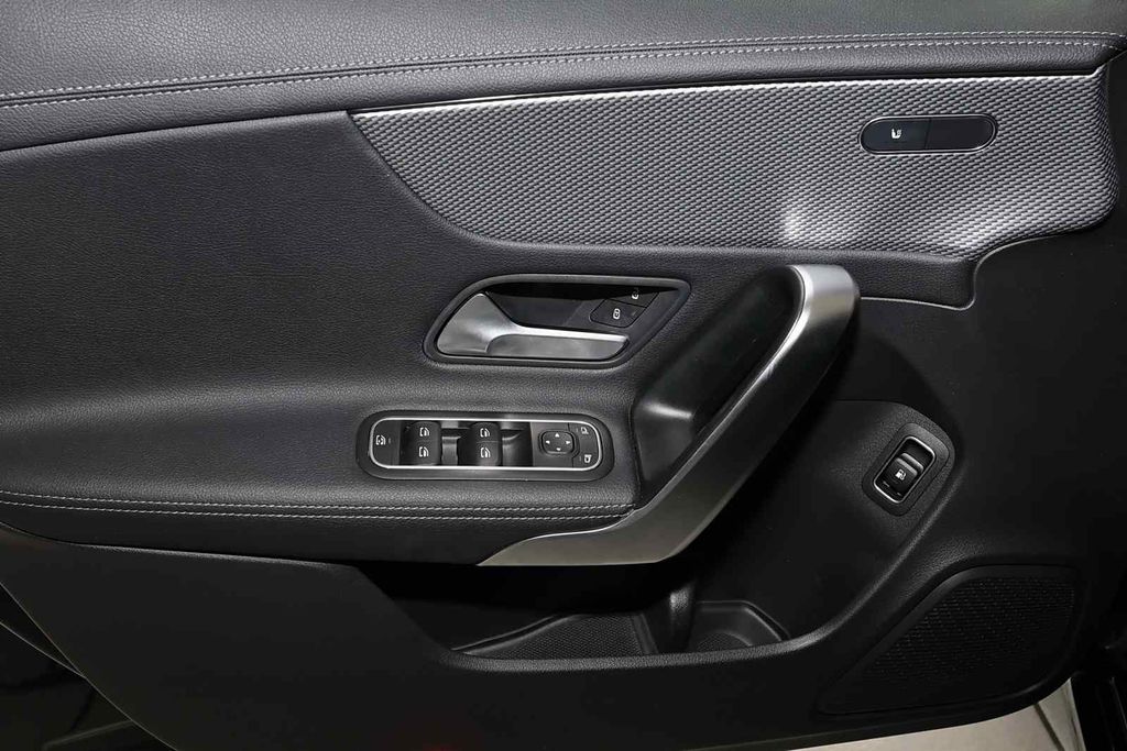 Mercedes-Benz CLA 250 2022