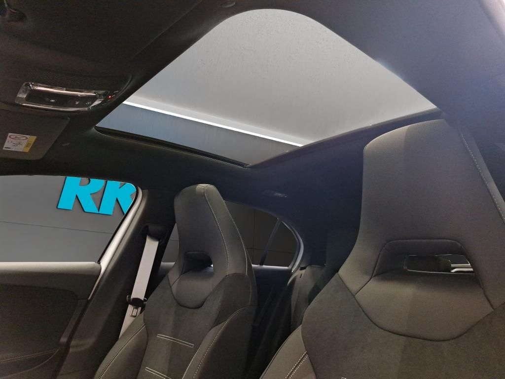 Mercedes-Benz A 200 2025