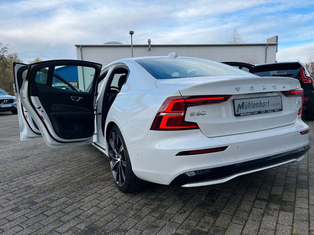 Volvo S60 2024