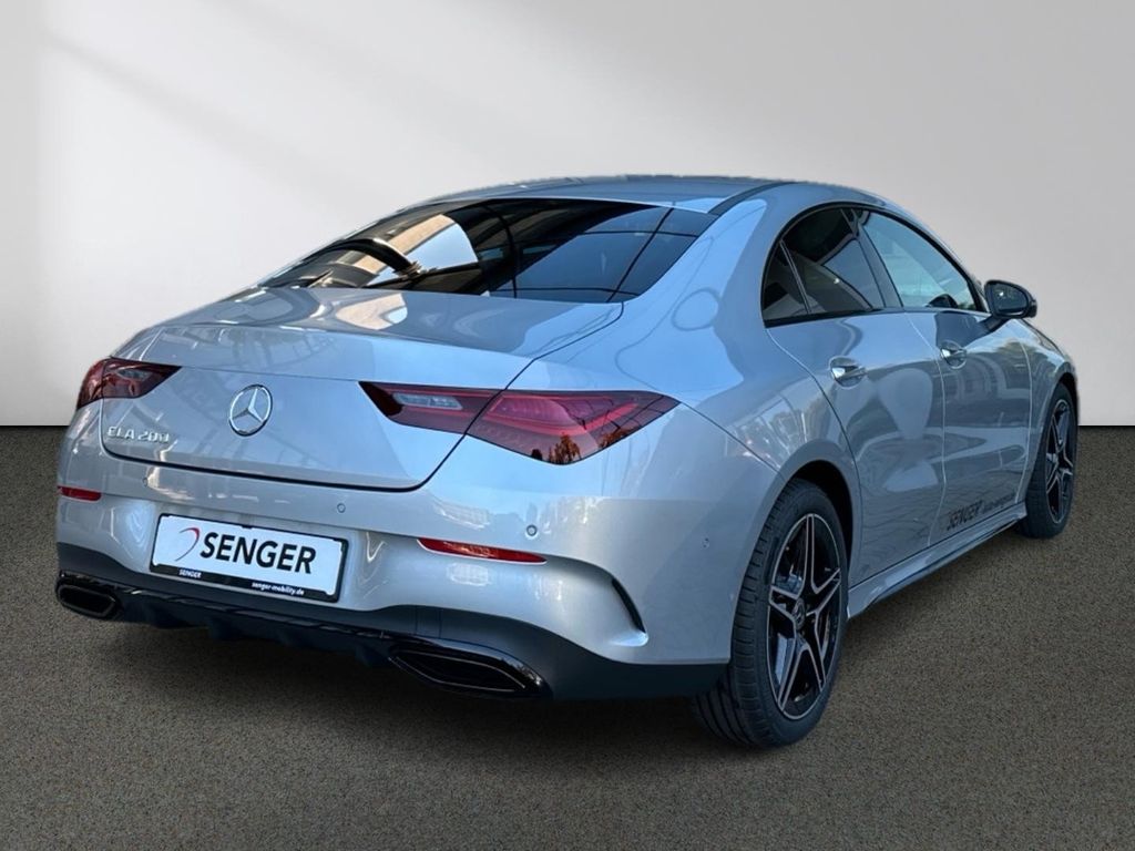 Mercedes-Benz CLA 200 2025