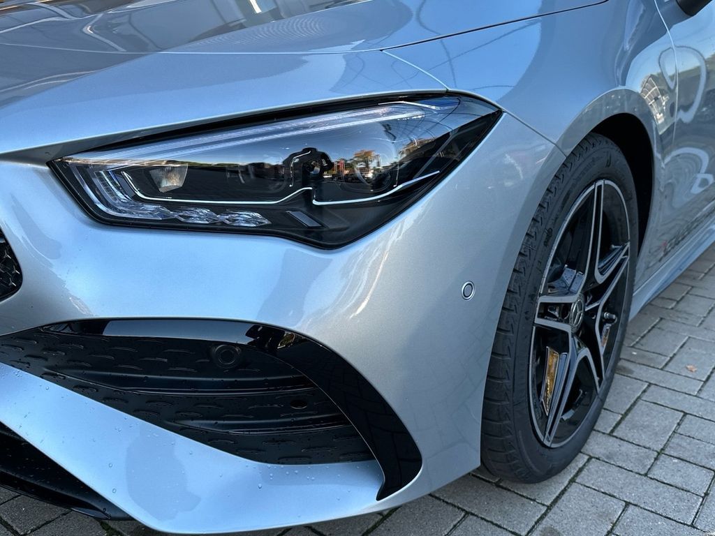Mercedes-Benz CLA 200 2025