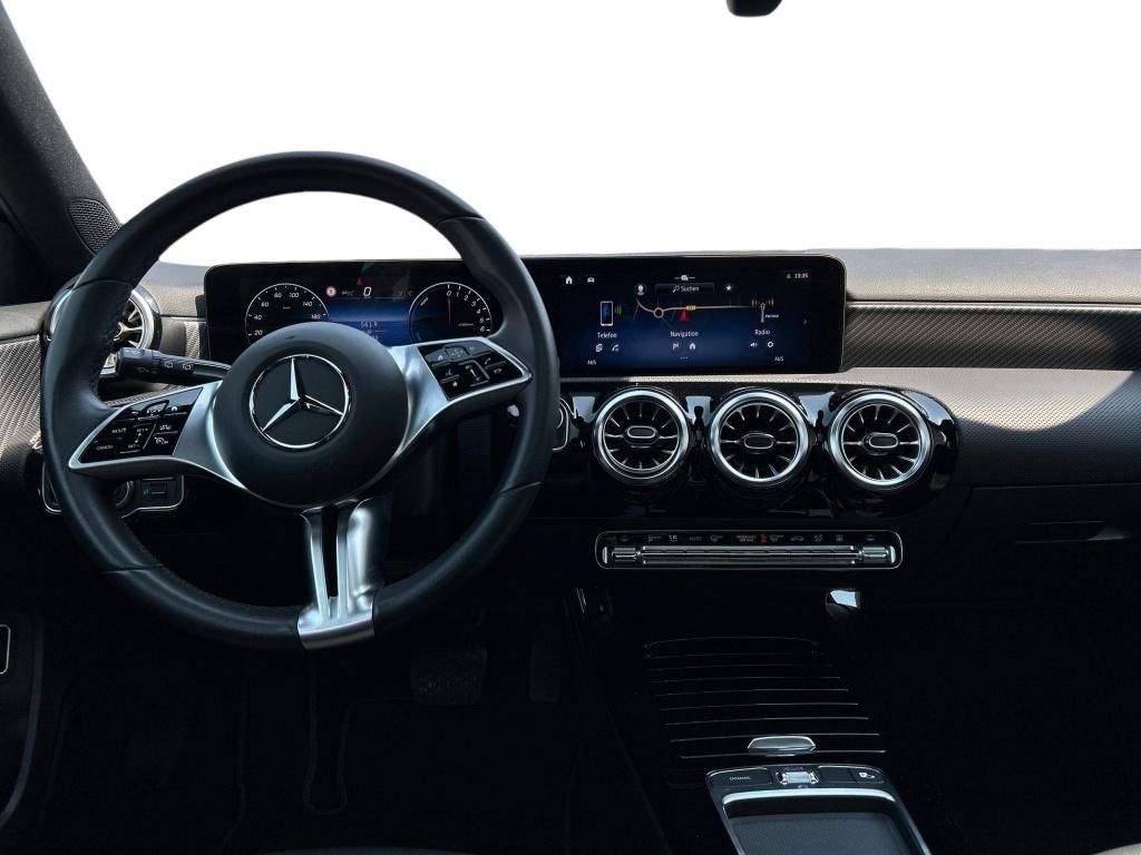 Mercedes-Benz A 250 2024