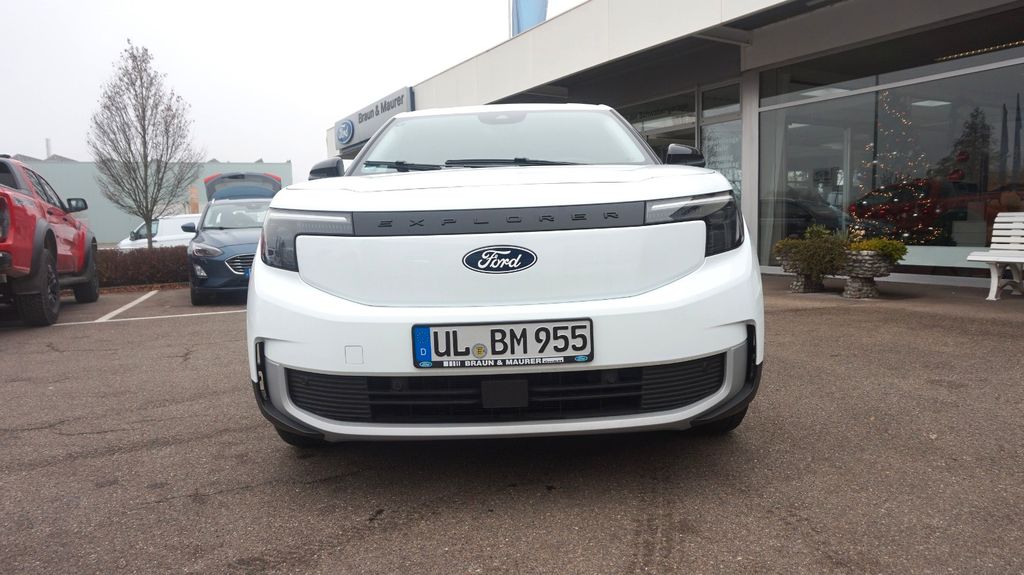 Ford Explorer 2025