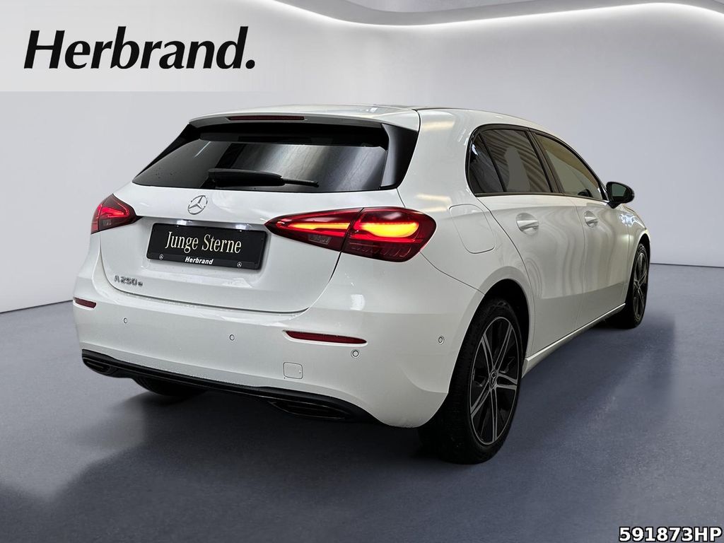 Mercedes-Benz A 250 2024