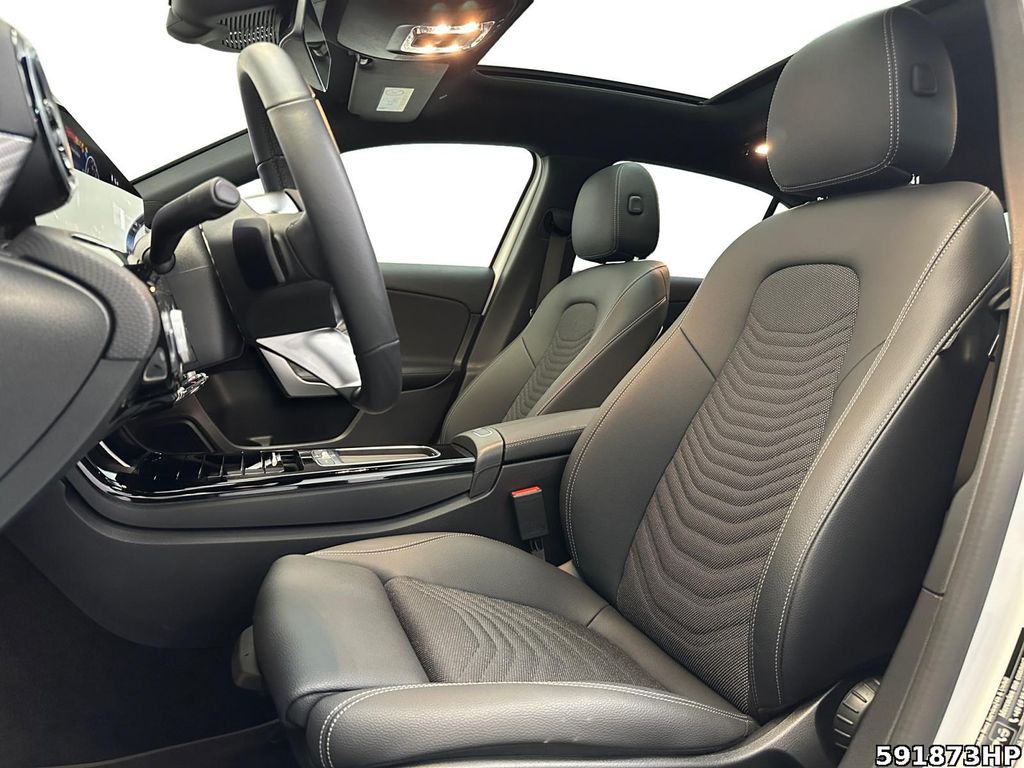 Mercedes-Benz A 250 2024