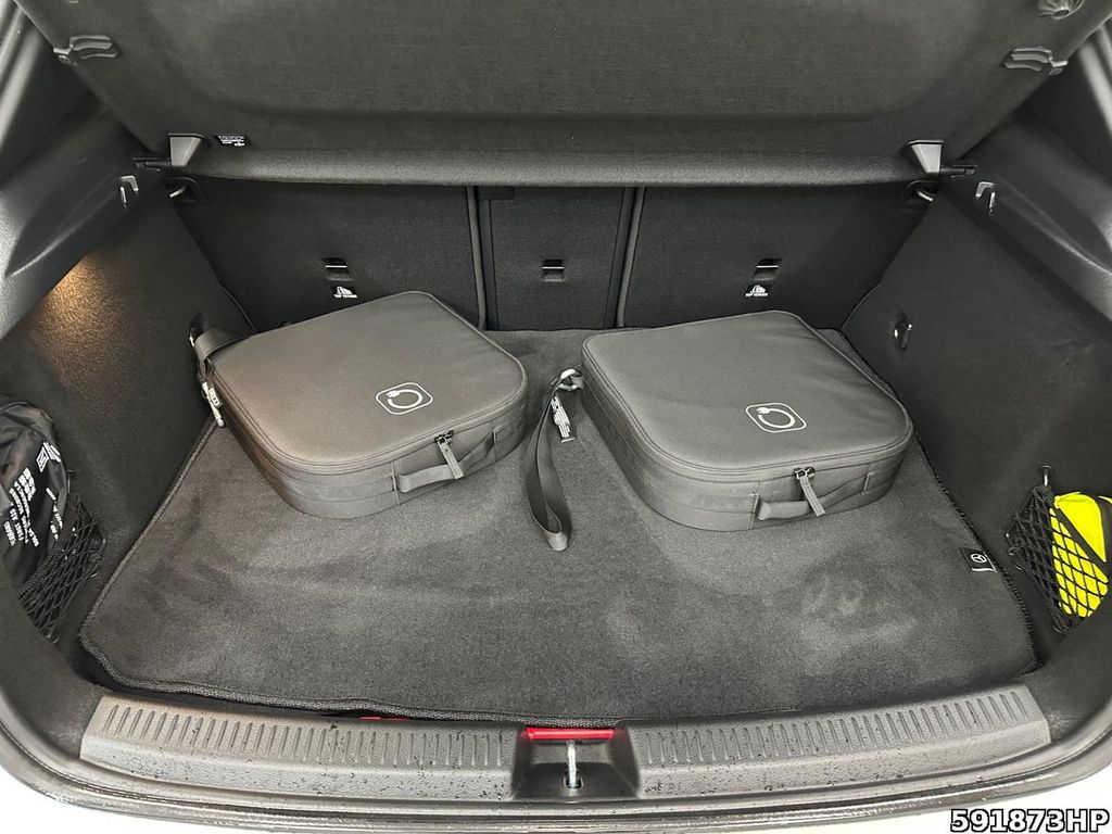 Mercedes-Benz A 250 2024