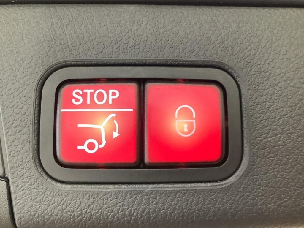 Mercedes-Benz B 200 2025