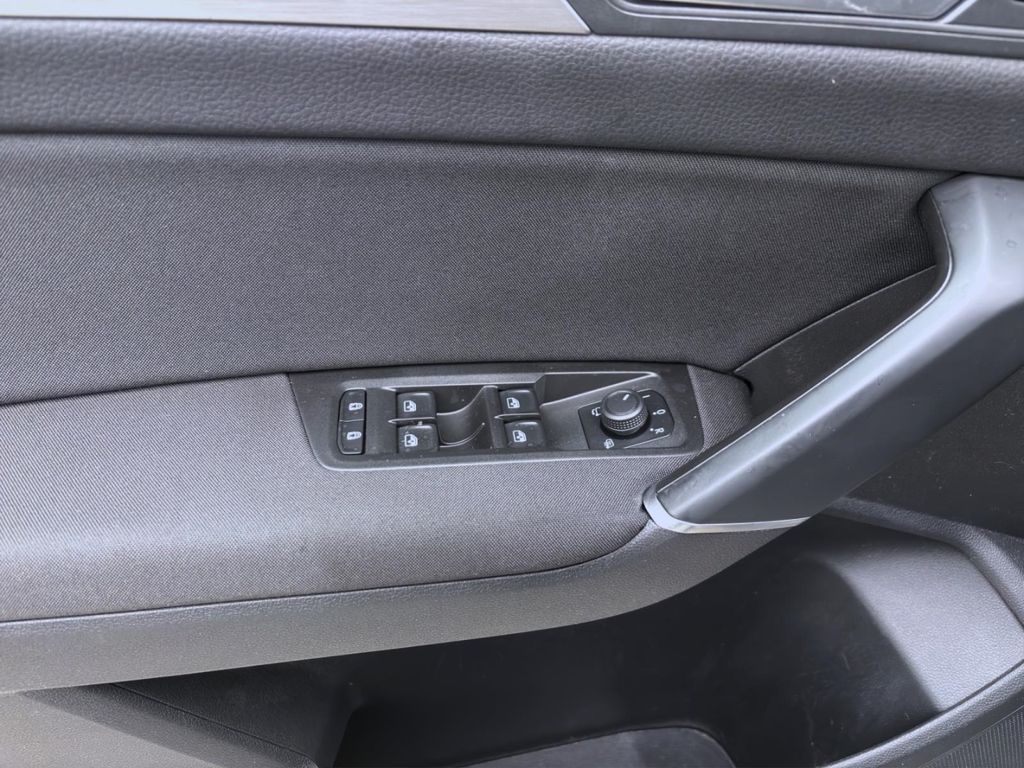 Volkswagen Touran 2021