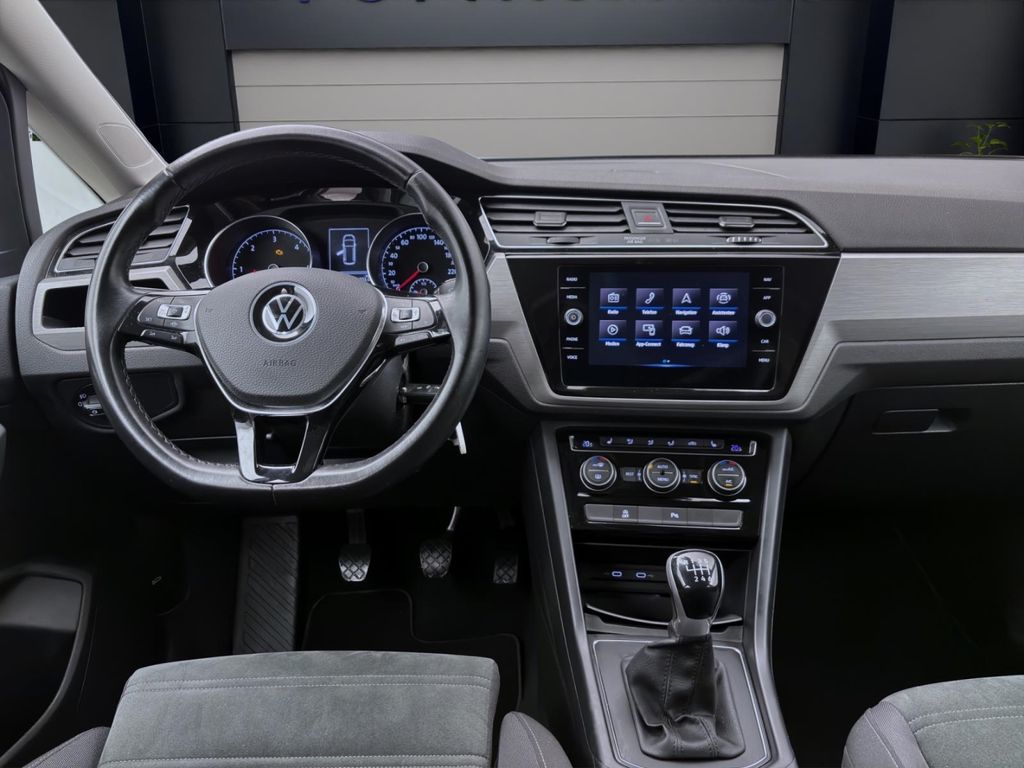 Volkswagen Touran 2021