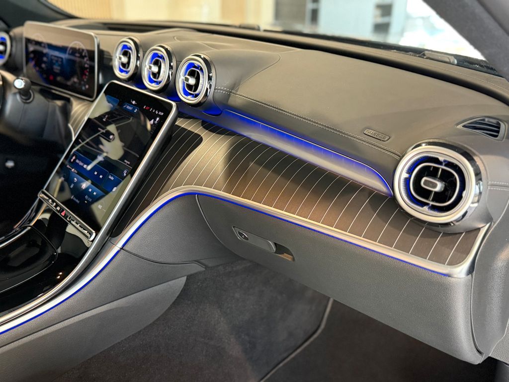 Mercedes-Benz C 300 2024