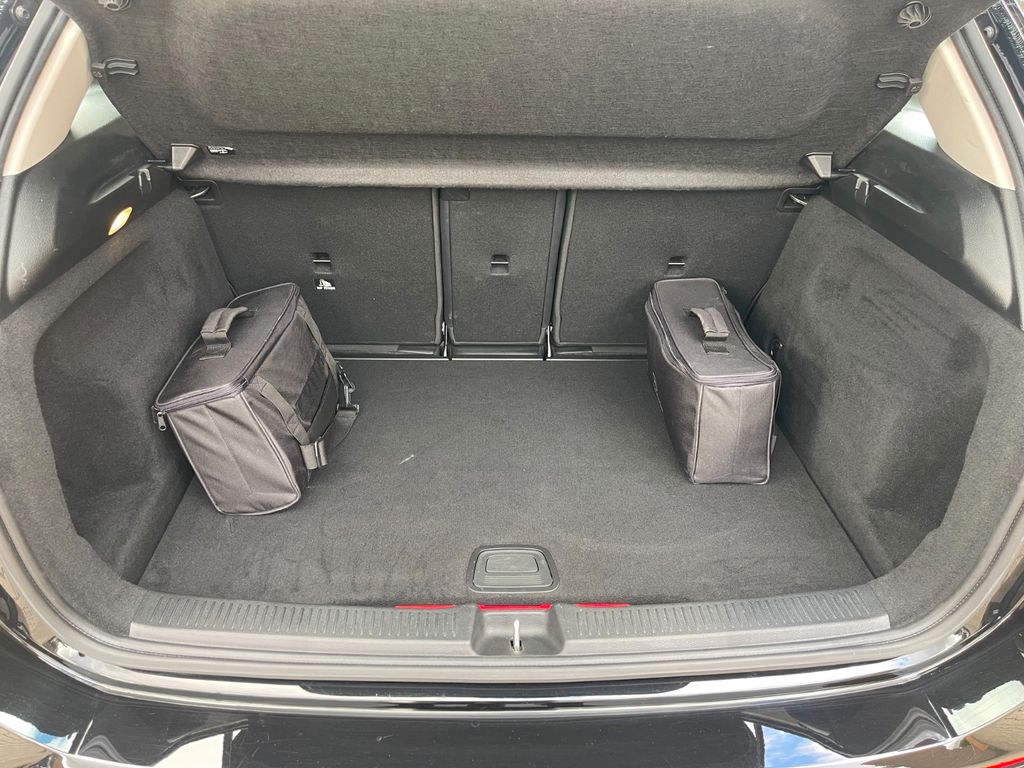 Mercedes-Benz B 250 2022