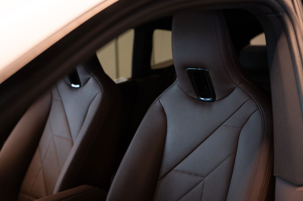 BMW iX 2021