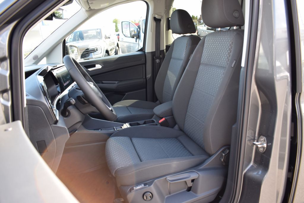 Ford Grand Tourneo