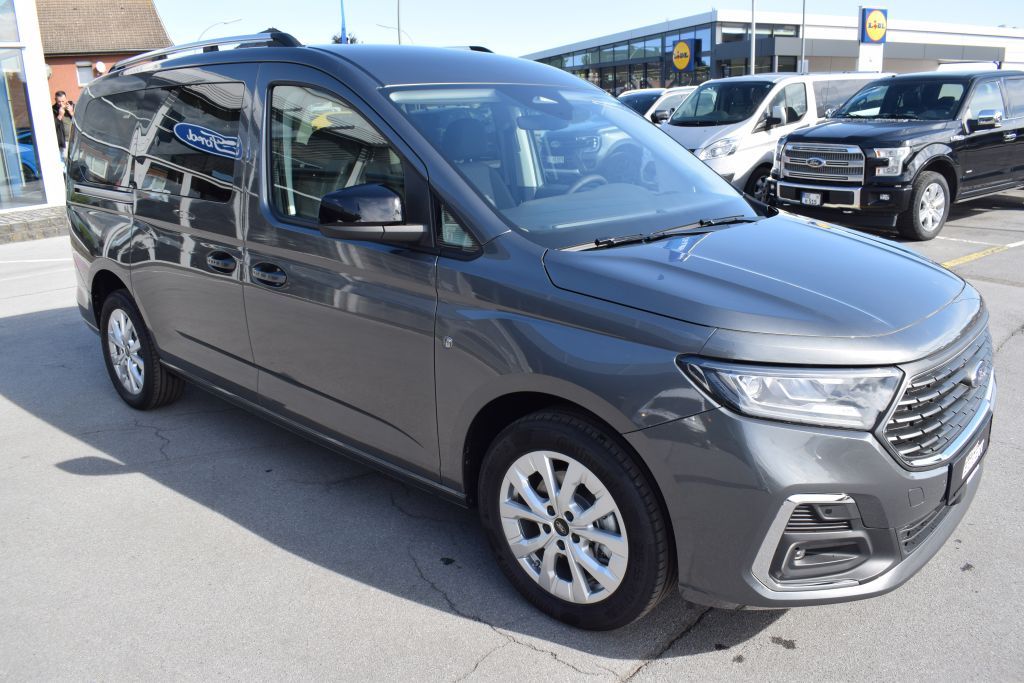 Ford Grand Tourneo