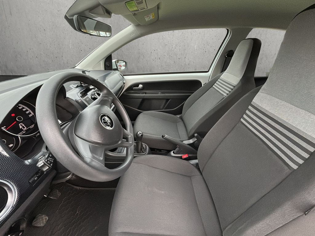 Volkswagen up! 2022